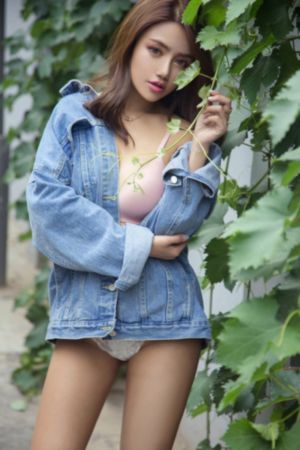 主人罚我把内裤夹在屁股缝里_720电影在线观看