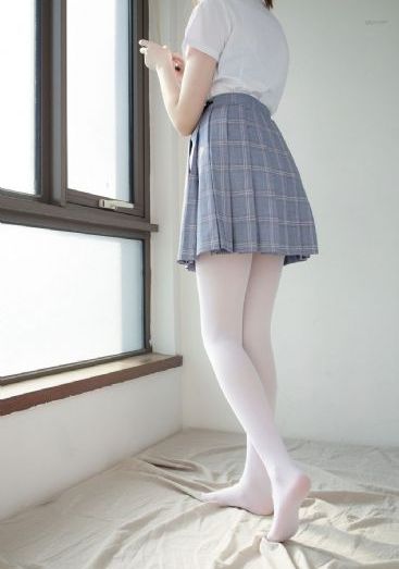 女生扒开尿道让男生捅_HD高清在线